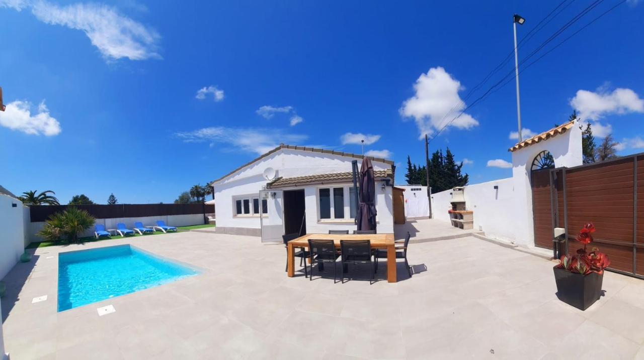 Villa Sancti Petri Chiclana de la Frontera Luaran gambar